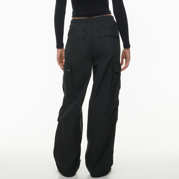 Aritzia TNA Black Parachute Cargo Pants - Picture 4 of 15